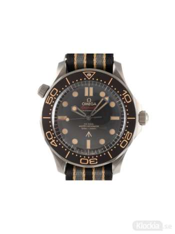 Begagnad Omega Seamaster Titanium 007 Edition Co-Axial Master Chronometer Limited Edition