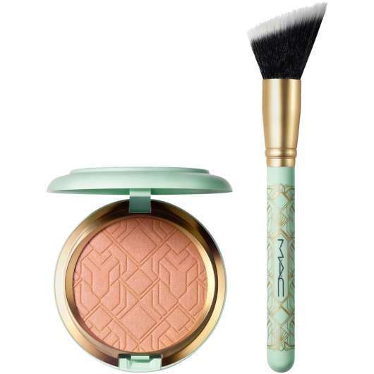 MAC Cosmetics Blush With Fame Kit